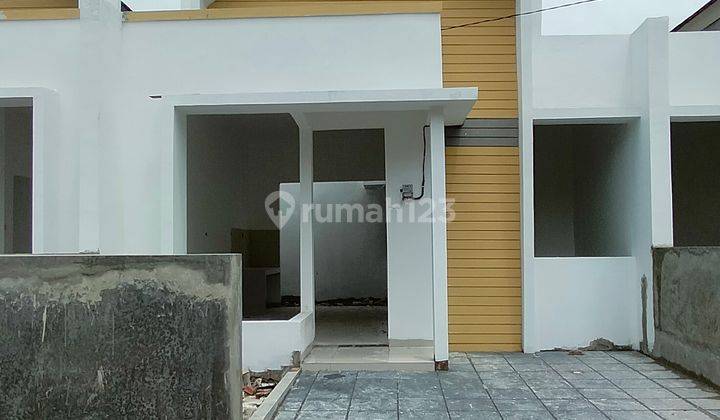 Rumah Murah Pinggir Jalan Jatimekar 1