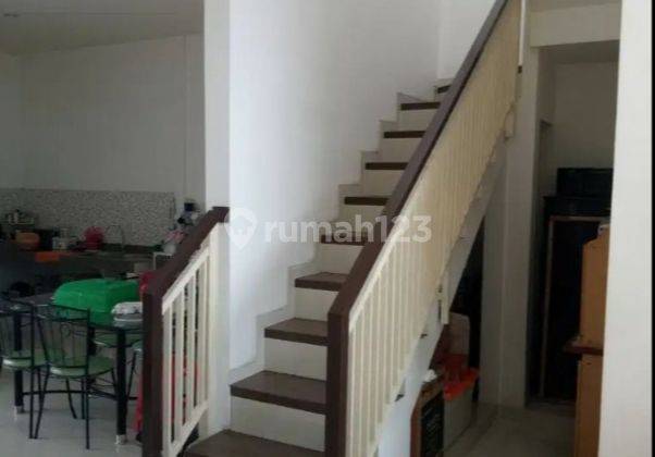 Rumah Dijual Secepatnya Baru Renovasi  2