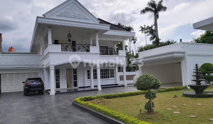 Luxurious and Elegant House in Kemang Area with Ample Parking