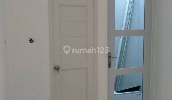 Dijual Rumah Modern Siap Huni Rooftop 3 Menit St.Pondok Ranji 2