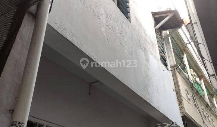 Rumah 2 Lantai Masih Di Huni Di Gang Tomang Tinggi Jakarta Barat 1