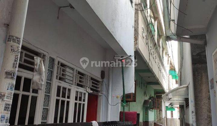 Rumah 2 Lantai Masih Di Huni Di Gang Tomang Tinggi Jakarta Barat 2