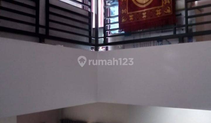 Rumah 2 Lantai dalam komplek Lokasi Strategis Dekat Upi Cibiru 2