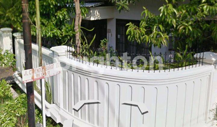 RUMAH NYAMAN DEKAT KAMPUS ABM