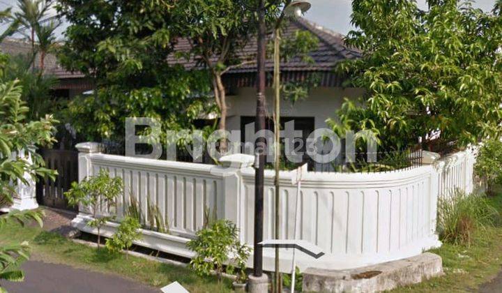 RUMAH NYAMAN DEKAT KAMPUS ABM