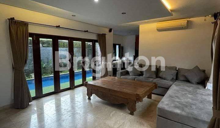 LUXURY 2-STOREY RESIDENCE LOCATED IN KEROBOKAN BADUNG BALI- 2