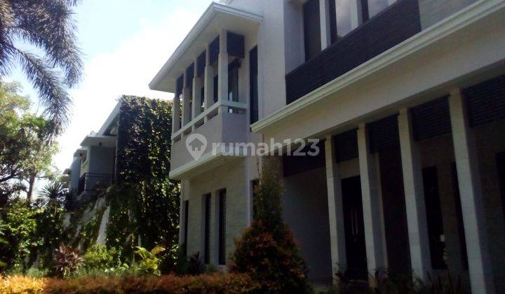 Luxury house at Kemang 1