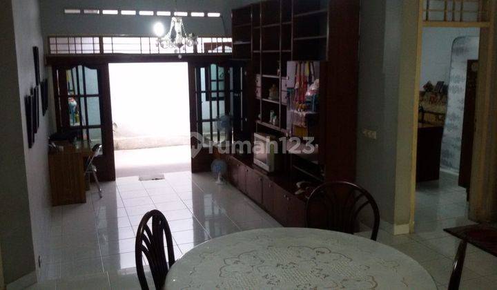 Dijual rumah harga tanah di Taman Kedoya Baru 2