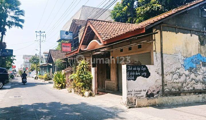 Rumah Lama Daerah Prawirotaman Yogyakarta. 2