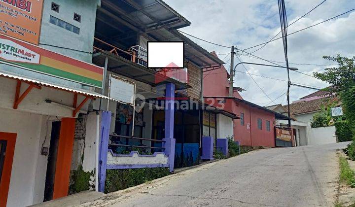 Rumah bisa gunakan sebagai tempat usaha karena berada di jln utama Cijambe Cilengkrang 2