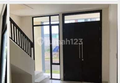 Dijual Rumah Hoek Kawasan Elite Lavon Tangerang 2