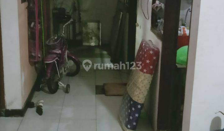 Rumah 2 Lantai di Jakarta Timur 2