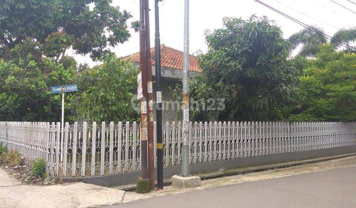 Rumah dengan tanah luas bersebelahan dengan Rumah Ibadah di Margacinta 2