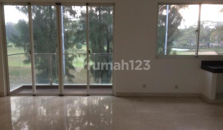 Dijual rumah golf view