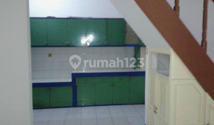 Sewa rumah semi furnished sayap BKR Sewa rumah semi furnished sayap BKR