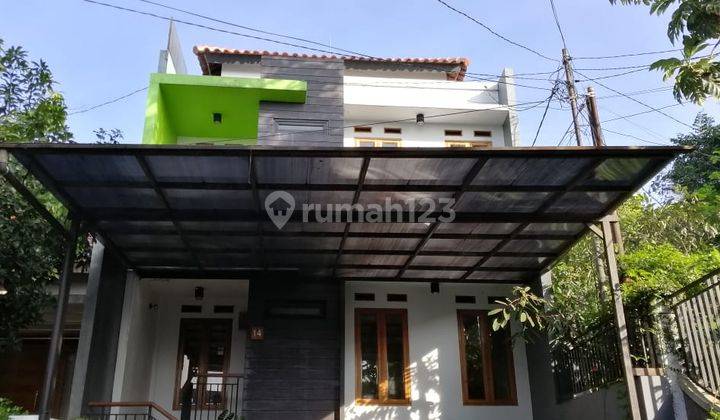 DIJUAL Rumah di Komplek Cigadung, Strategis, Nego Sampai Jadi 1