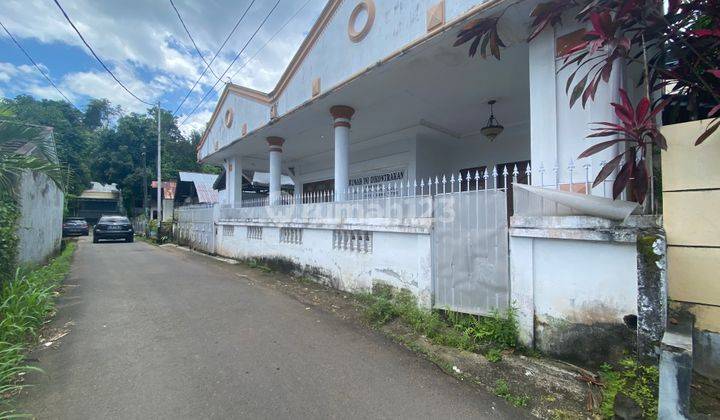 Rumah Besar  Pusat Kota Manado Cocok Untuk Tempat Tinggal Dan Kantor 1