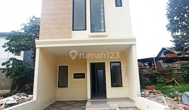 Rumah Cantik 2 Lantai Murah Strategis ,10 menit ke toll Cibubur di Cimanggis Depok 2