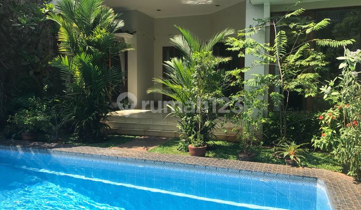 Luxury house at Kemang 2