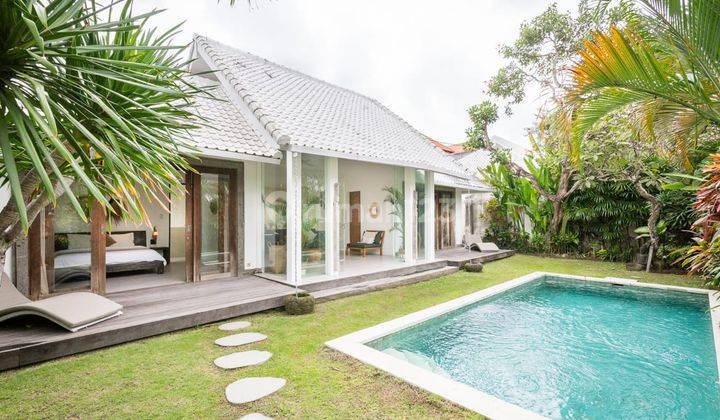 Villa 2 Br Luxury Modern Minimalis di Seminyak Sentral 1