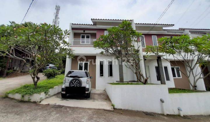 Dijual Rumah Siap Huni di Cinere Posisi Hook, Dekat Tol Krukut 1