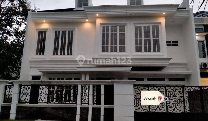 Rumah Di Villa Golf Araya Malang 1