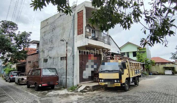 Rumah tengah kota Semarang strategis dekat tol  di Kangguru Gayamsari Semarang tengah 2