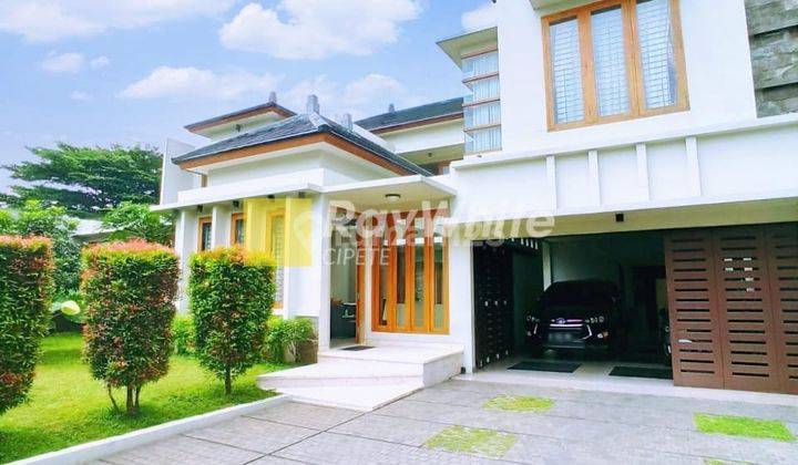 Rumah resort mewah lokasi strategis dekat Kemang dan Antasari 1