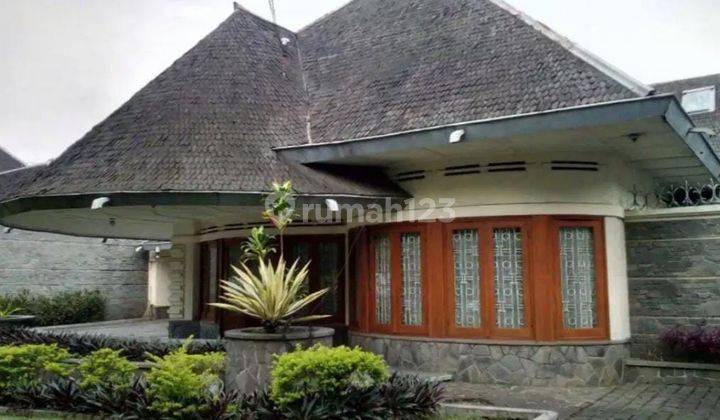 RUMAH BANGUNAN BELANDA DI SAYAP RIAU KOTA BANDUNG ANS 1