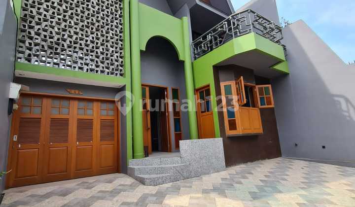 Rumah dalam komplek lebak bulus