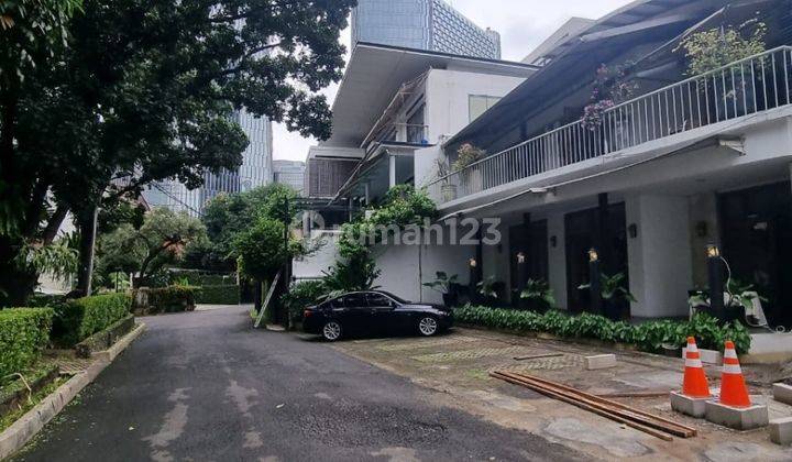 DIJUAL RUMAH DALAM KOMPLEK at Jl WIDYA CHANDRA, SCBD (DEPAN TAMAN) 2