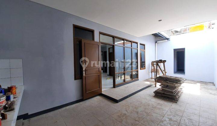 Rumah 2 Lantai Taman Kopo Indah Bandung Posisi Area Depan 1