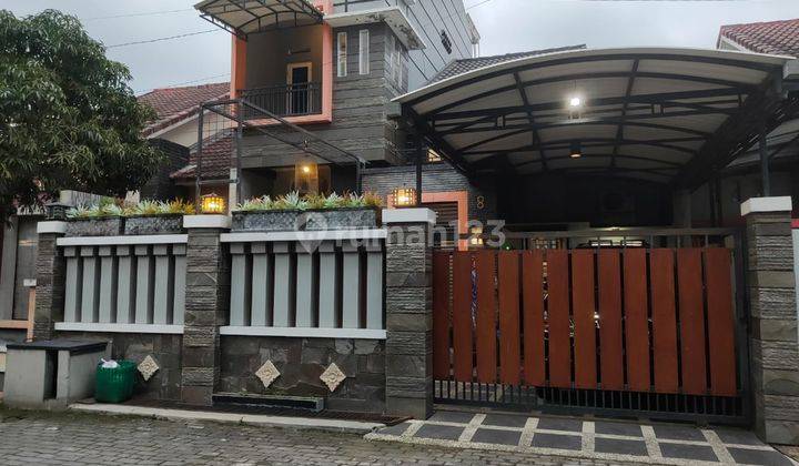 Rumah bagus siap pakai dekat jalan jayawijaya mojosongo Solo 1