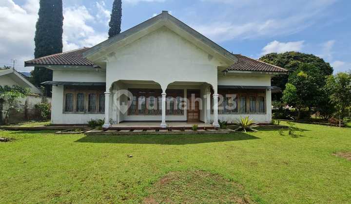 Villa dengan pemandangan bagus dan spektakuler di tawangmangu 2