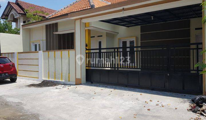 Rumah Baru Minimalis 1 Lantai di Mojosongo Solo 1