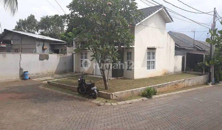 Rumah Asli bernuansa danau di lahan luas dikawasan sejuk asri dgn harga Pas di Kantong 1