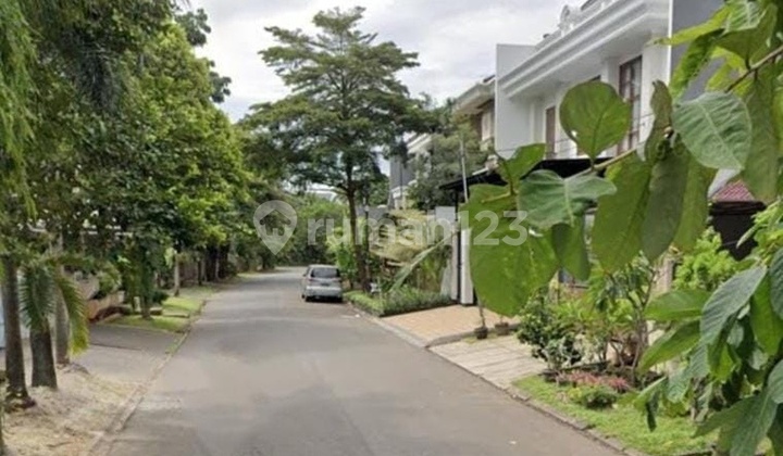 FOR SALE HOUSE at Jl METRO ALAM, PONDOK INDAH, SOUTH JAKARTA (BEST DEAL)