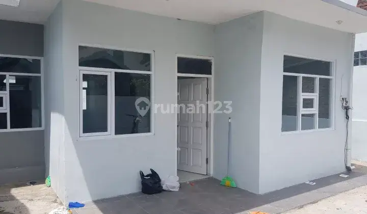 *Di sewakan Rumah di Taman Rahayu I* 2