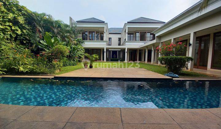 CIPETE - Luxury and Spacious Garden Tropical House close to MRT Station 1