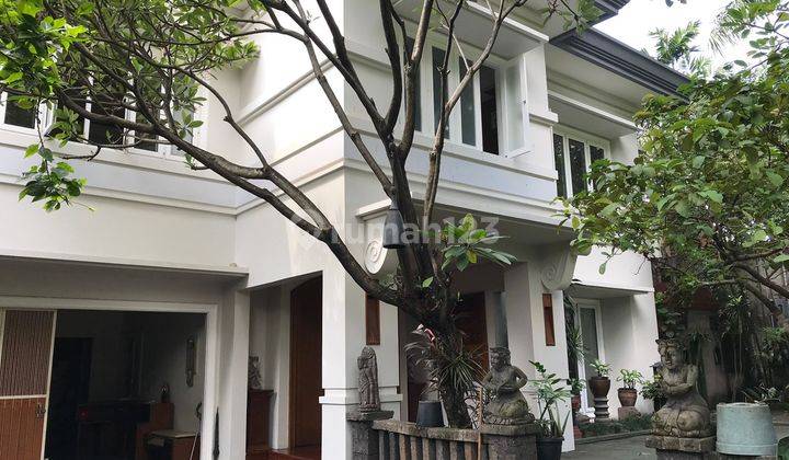 Rumah Mewah di Brawijaya Jakarta Selatan 1