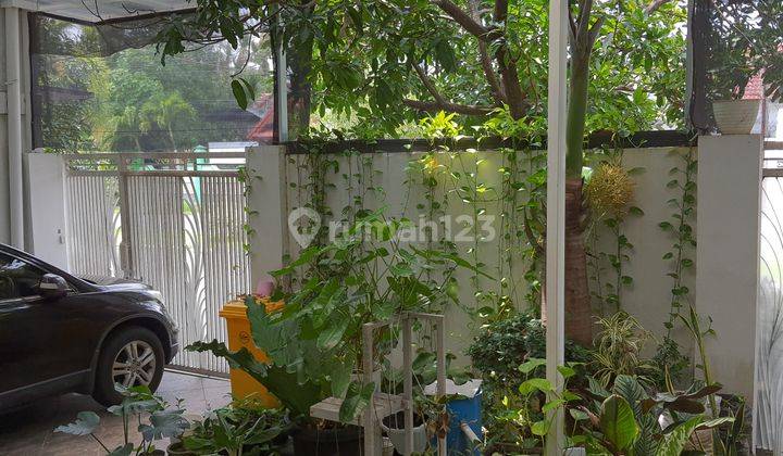 Rumah Artistik 2 lantai di Pondok Jati Sidoarjo. Lihat Pasti Suka 2