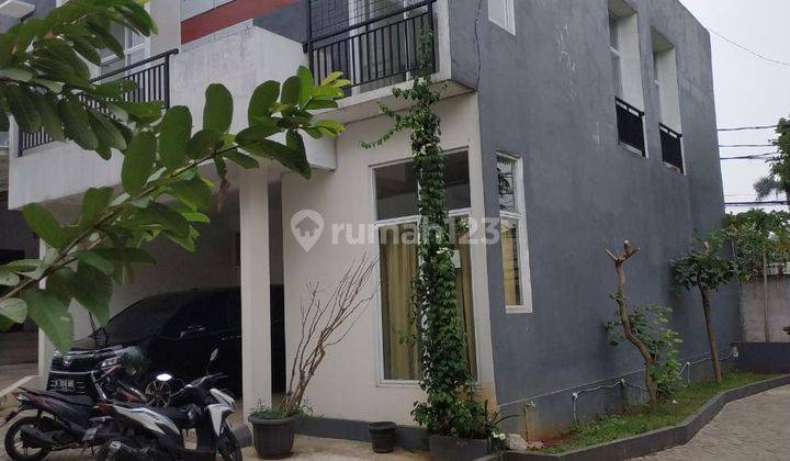 Di Jual Rumah Baru, Full Marmer di Jakarta Timur Superrr Strategis 1