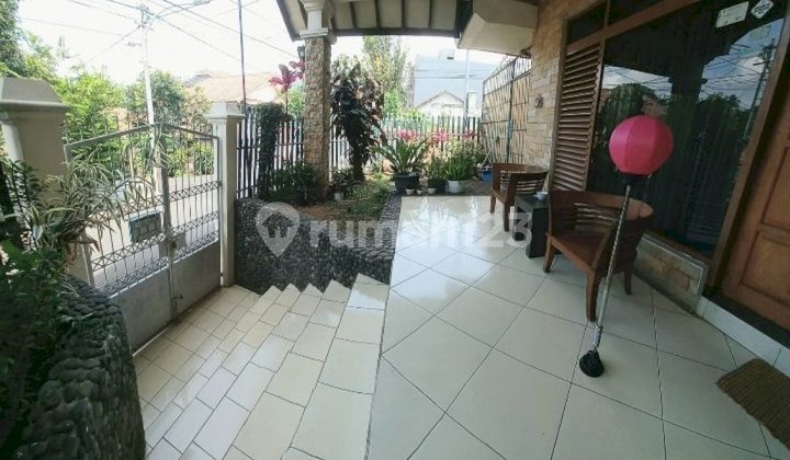 RUMAH DI CIGADUNG KAWASAN BANDUNG UTARA