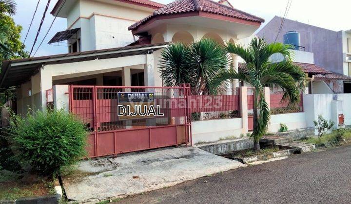 Rumah asri Luas 321m dalam komplek Lebak bulus  1