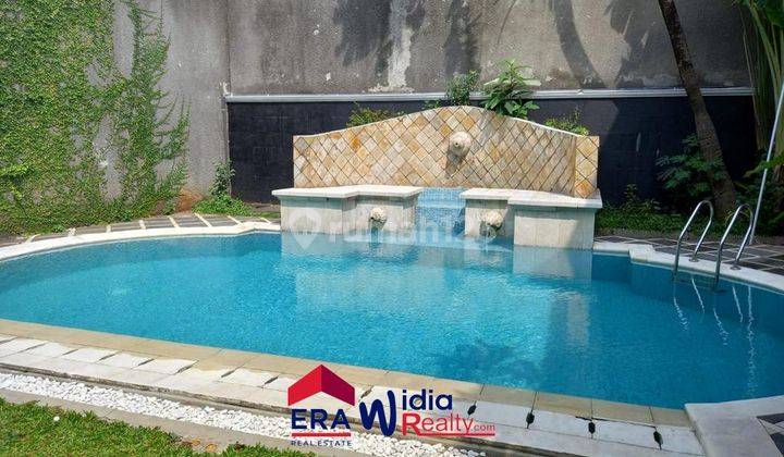 Rumah 2 Lantai Modern Luxury Ada Pool di Menteng Jakarta Pusat 1