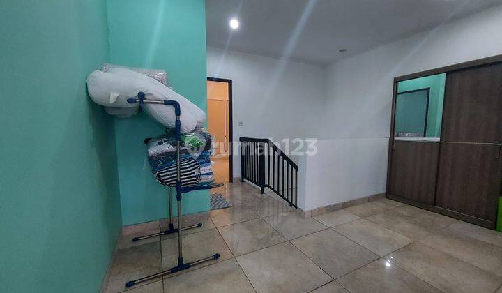 3 Bedroom House with Public Pool Kerobokan area 2