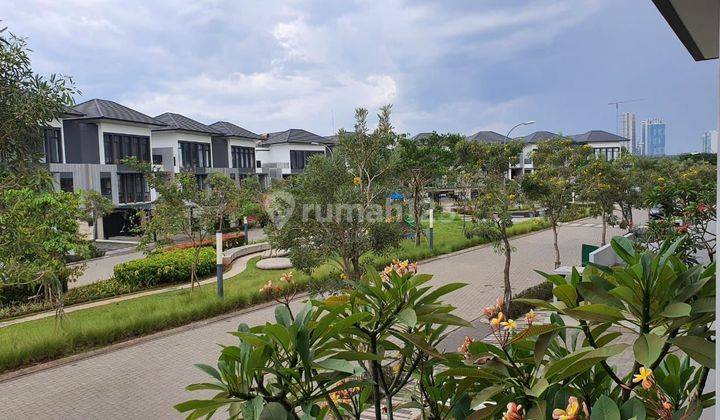 Rumah Mewah New belum pernah dihuni Lakewood Navapark BSD 2