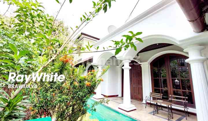 Rumah lama di Kompleks Emesde, Cipete, Jaksel, 3 km ke MRT Cipete