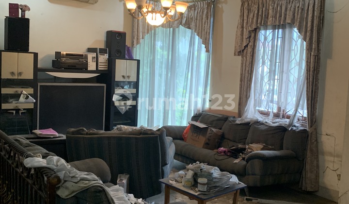 Corner House in Janur Asri, Kelapa Gading, North Jakarta 2