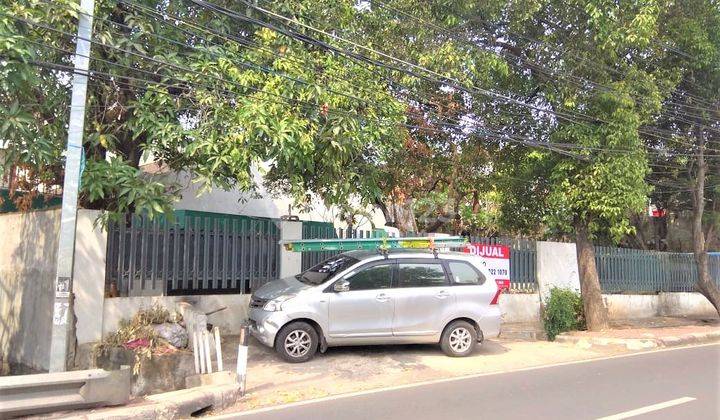 RUMAH DIJUAL DI WARUNG JATI RAYA LOKASI COCOK UNTUK USAHA 1